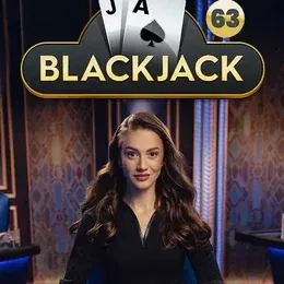 Donneuse brune devant un néon Blackjack